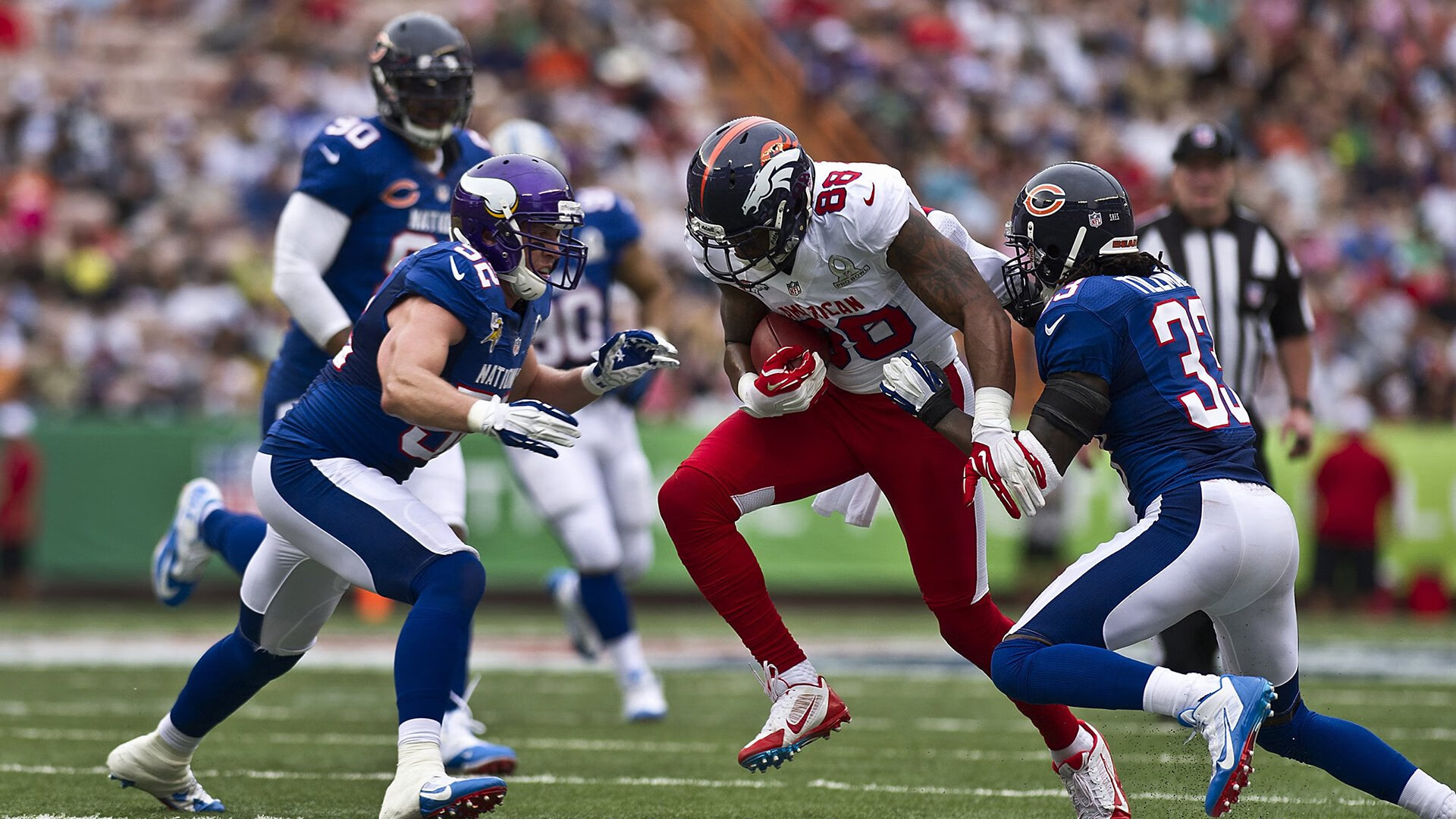 爱游戏官方-中国足球职业联赛组织高频次执法情境演练，足球联赛规程