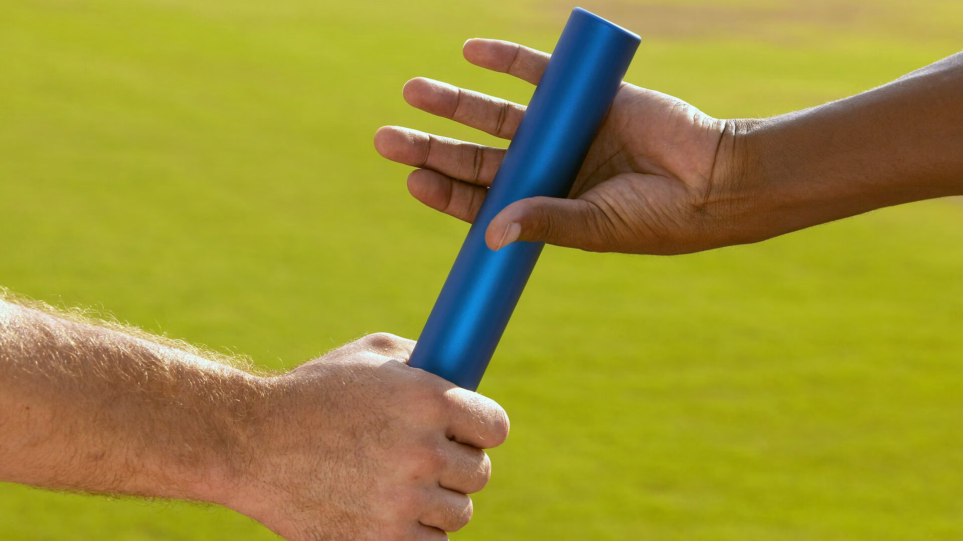 爱游戏体育官方入口-莫莉·奥卡拉汉冲刺阶段技压群雄，奥斯卡莫利亚